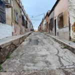 La Manga queda aislada del aeropuerto pese al refuerzo de autobuses anunciado por el Gobierno regional