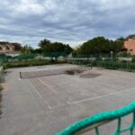 Las pistas deportivas de Cala Flores en Cabo de Palos se pudren por la inacción de Arroyo y su concejal de Deportes